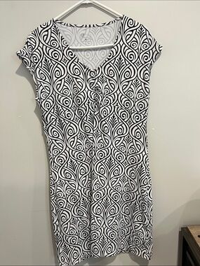 Title nine daring dress size L midi